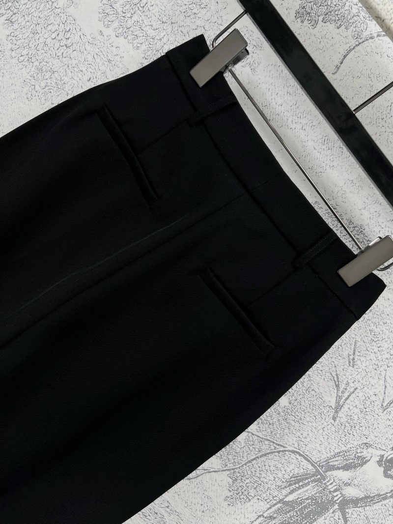 Sustainable Louis Vuitton Long Pants 130770