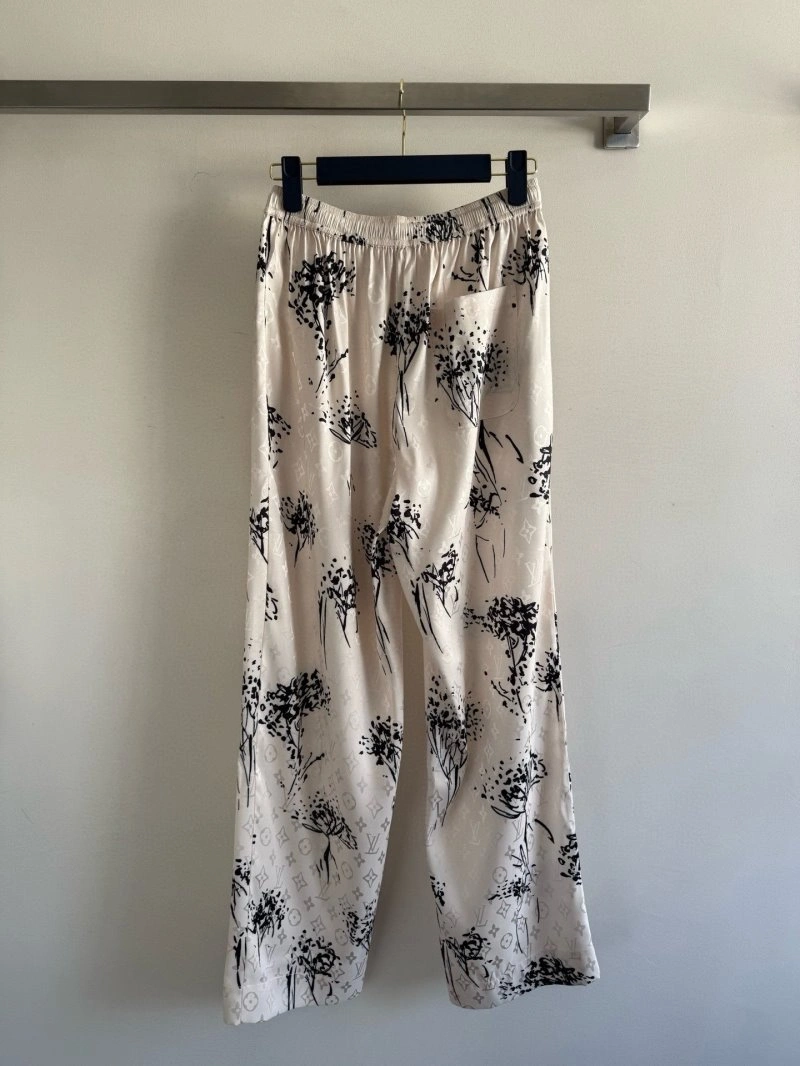 Louis Vuitton Long Pants Trendsetting 130759