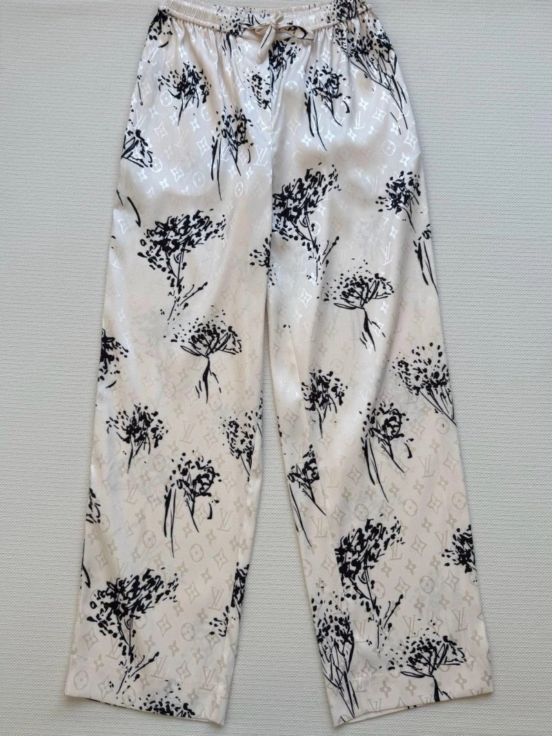 Louis Vuitton Long Pants Trendsetting 130759