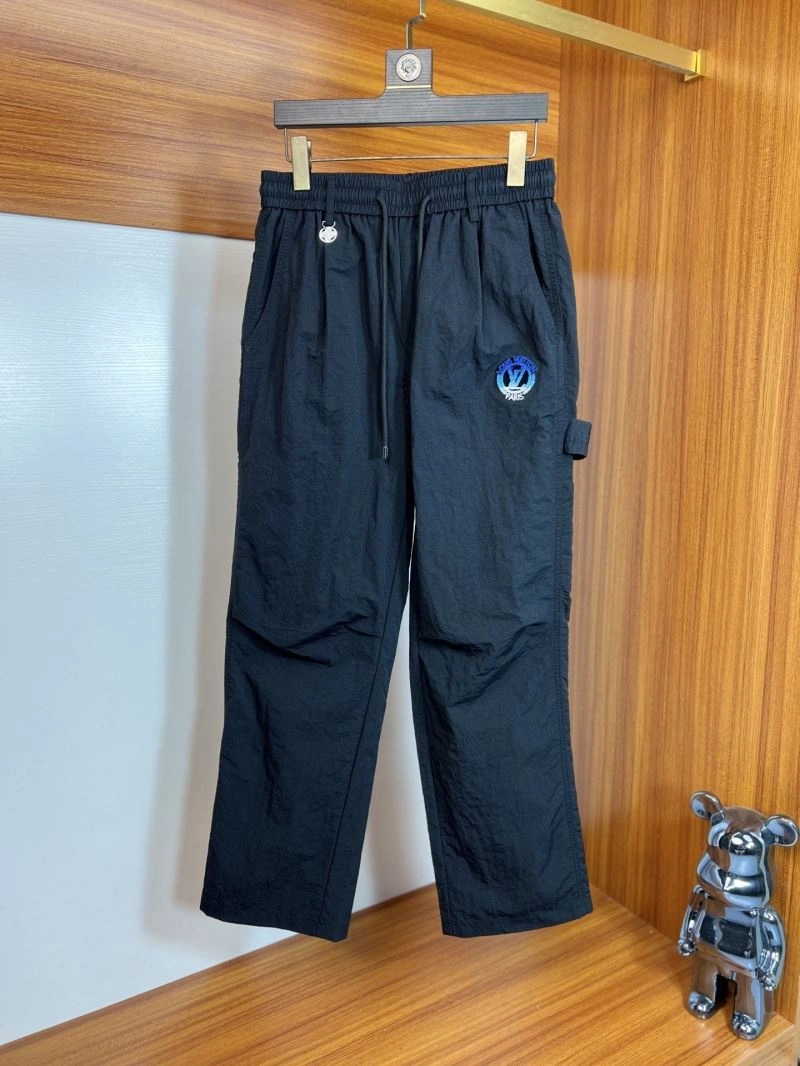 Seasonal Louis Vuitton Long Pants 135896