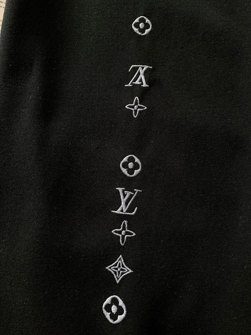 Sleek Louis Vuitton Long Pants 135854