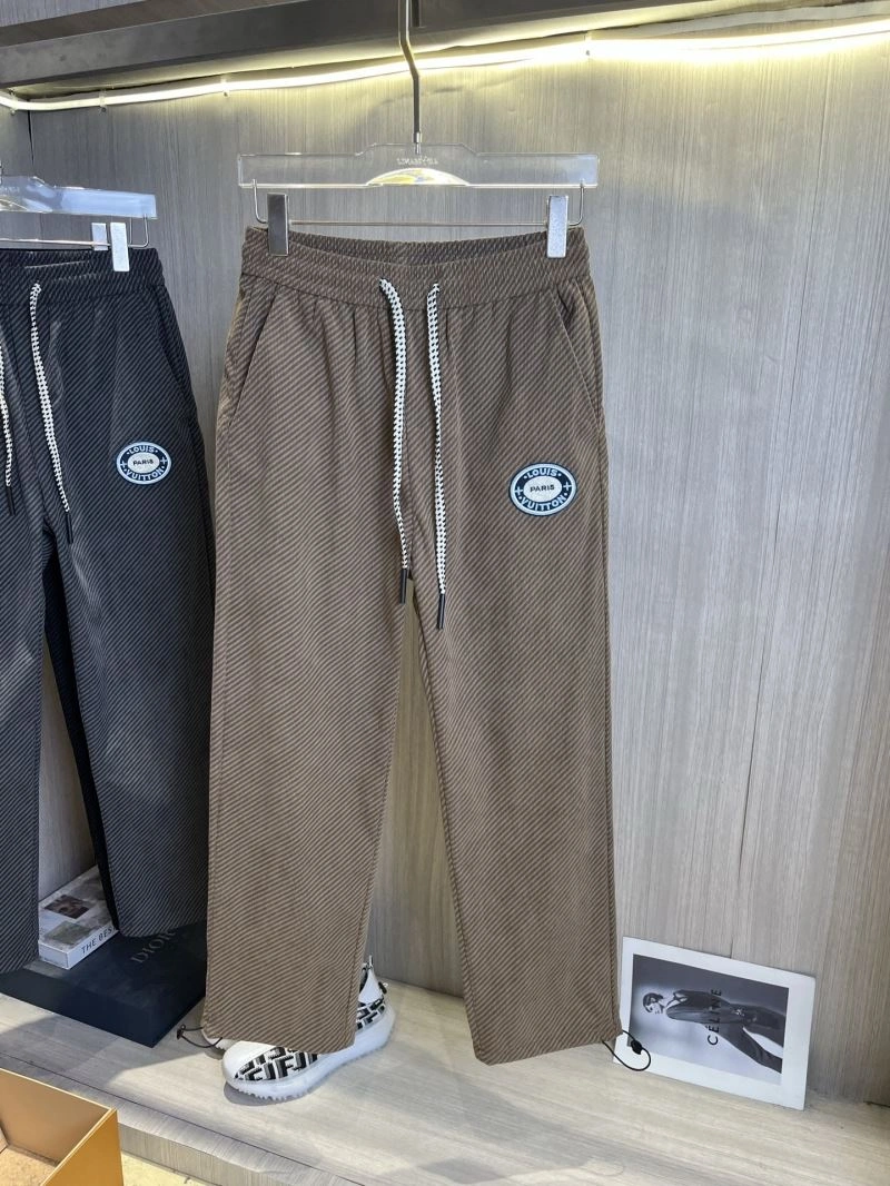 Sleek Louis Vuitton Long Pants 135853