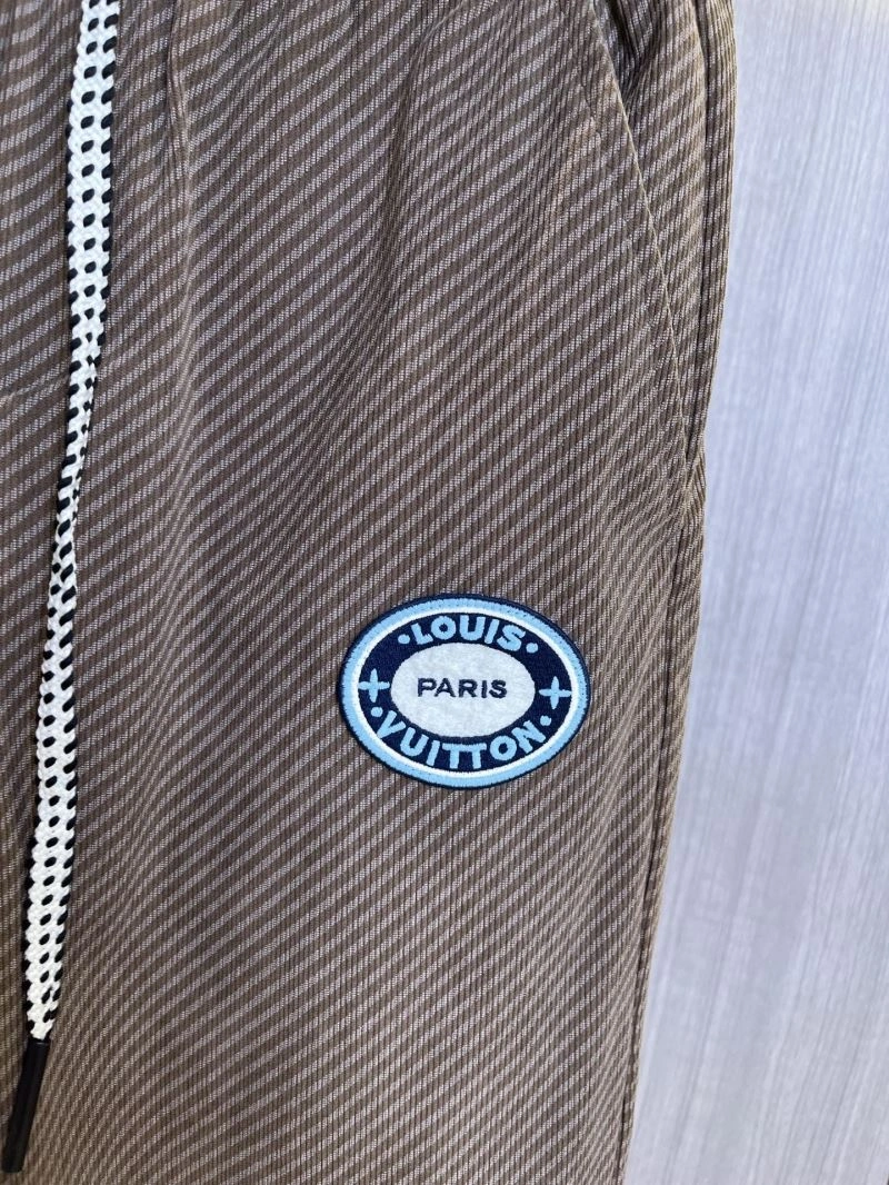 Sleek Louis Vuitton Long Pants 135853