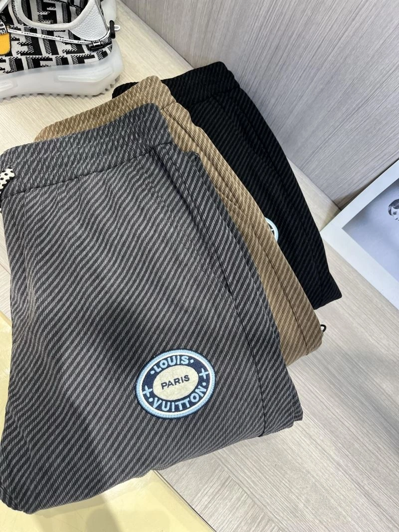 Sleek Louis Vuitton Long Pants 135853