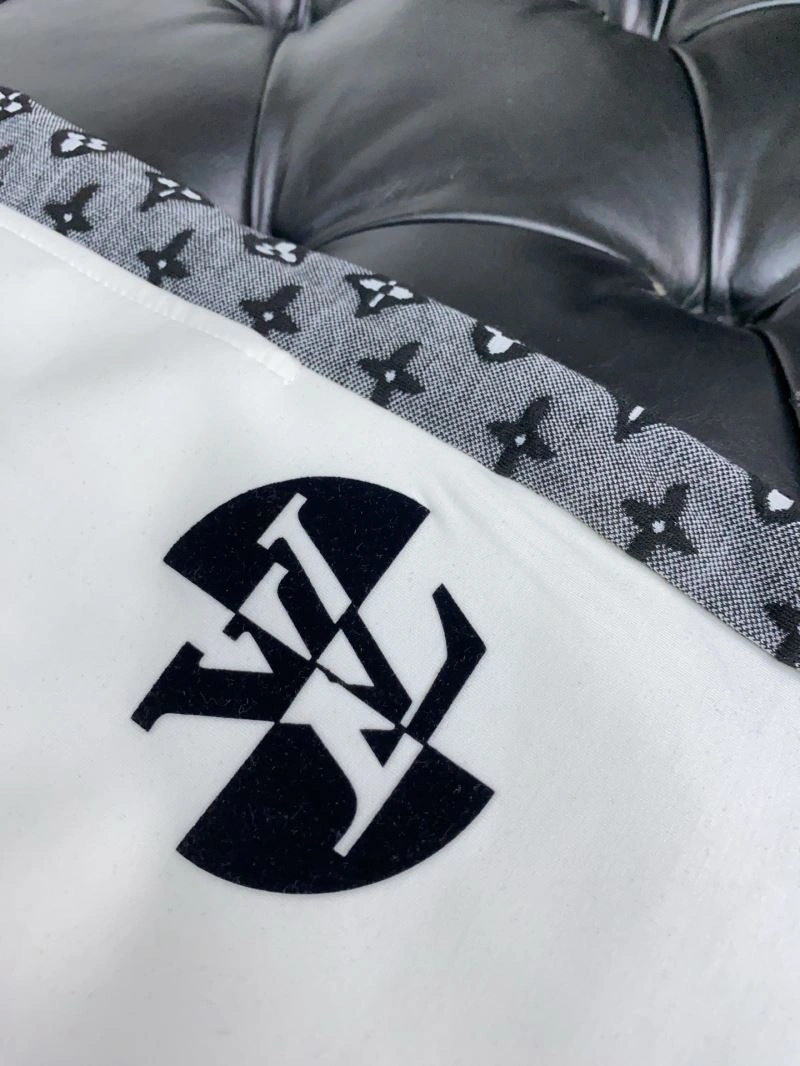 ModernLook Louis Vuitton Long Pants 135012