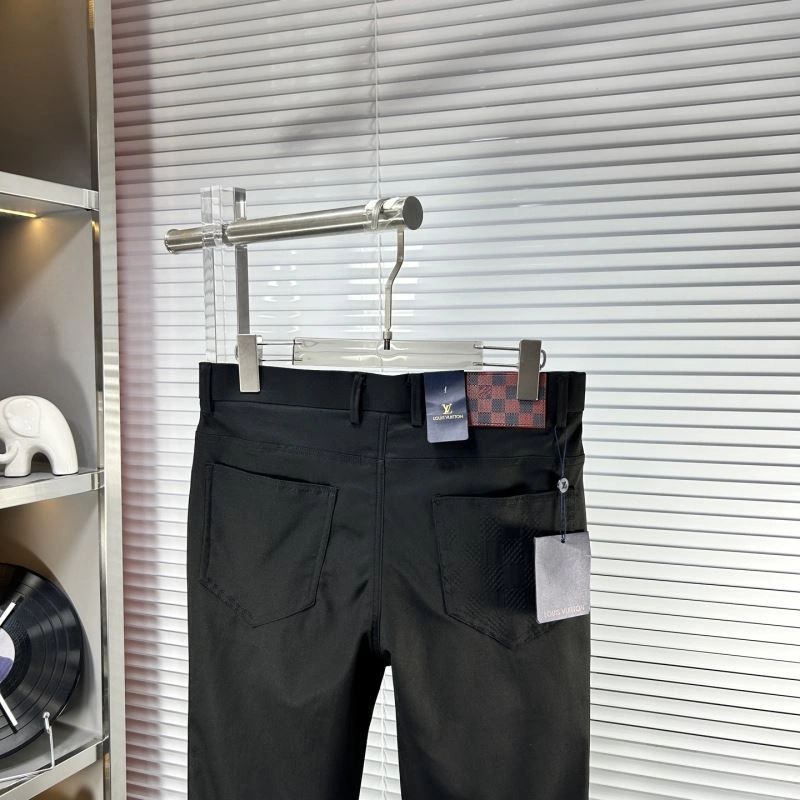 TechFriendly Louis Vuitton Long Pants 135018