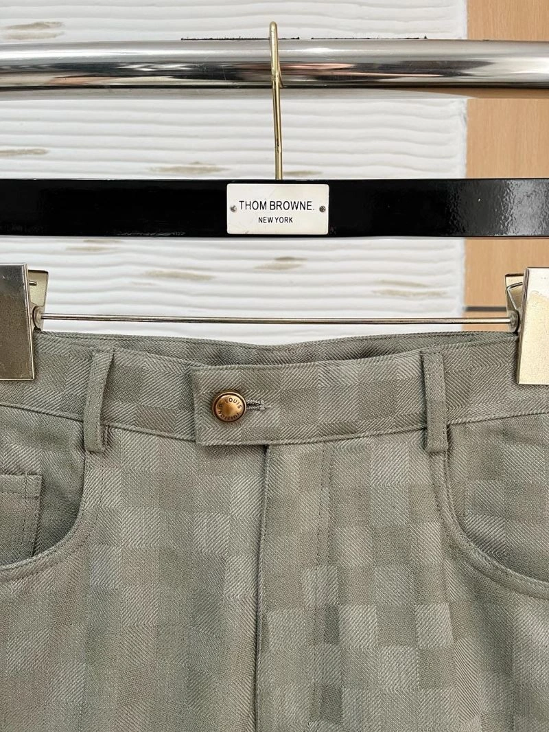 Breathable Louis Vuitton Long Pants 135000