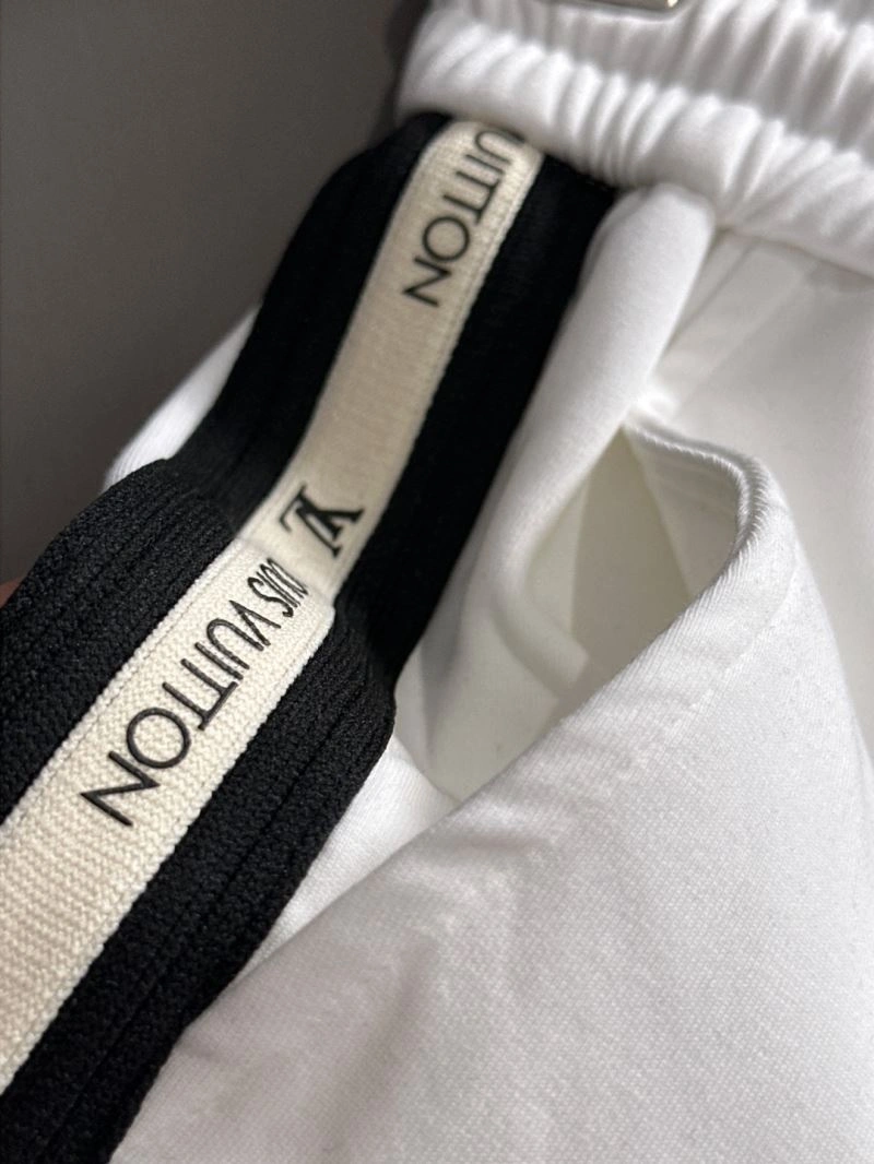 EyeCatching Louis Vuitton Long Pants 135016