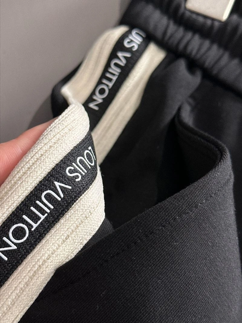 Louis Vuitton Long Pants WeatherProof 135001
