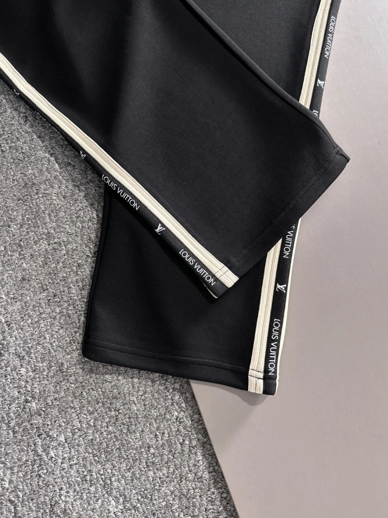 Louis Vuitton Long Pants WeatherProof 135001