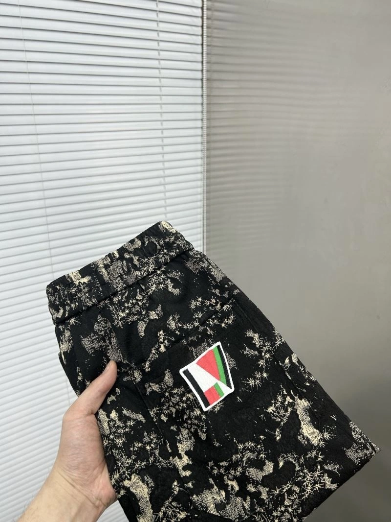 Sporty Louis Vuitton Long Pants 135010