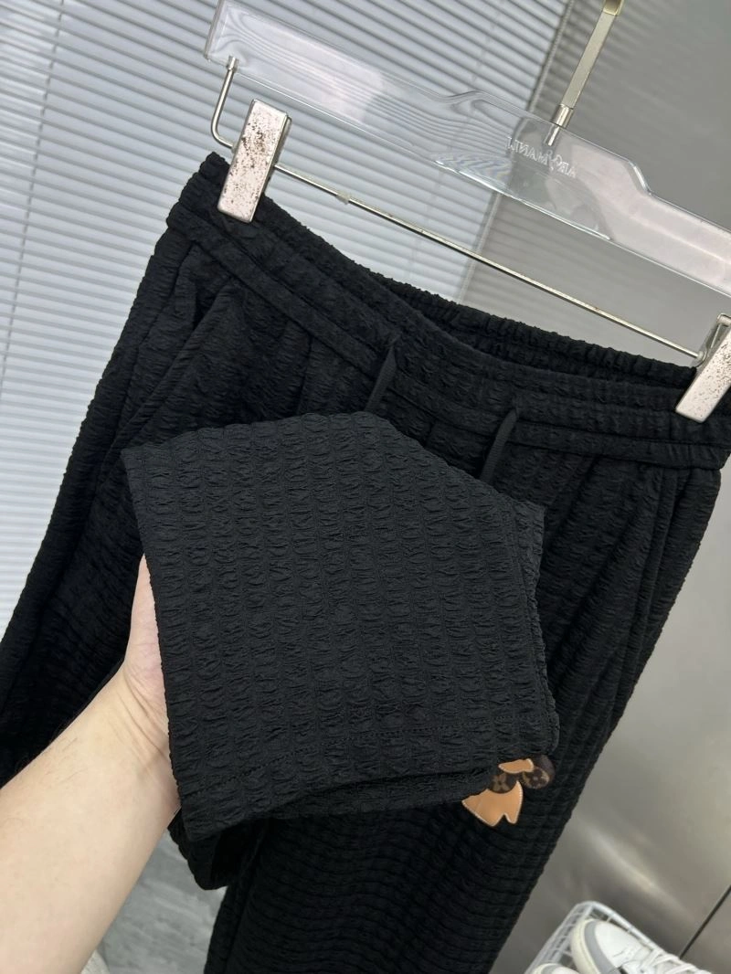 Vibrant Louis Vuitton Long Pants 134992