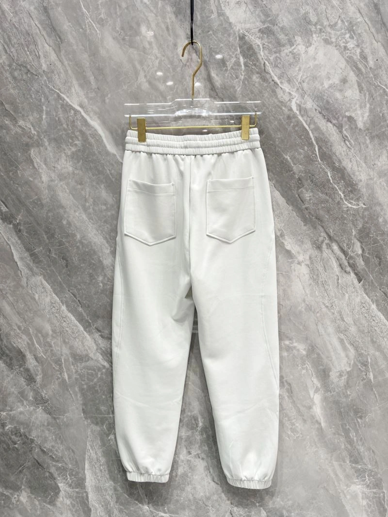 Fashionable Louis Vuitton Long Pants 135008