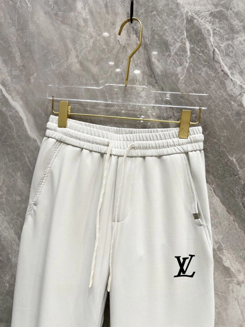 Fashionable Louis Vuitton Long Pants 135008
