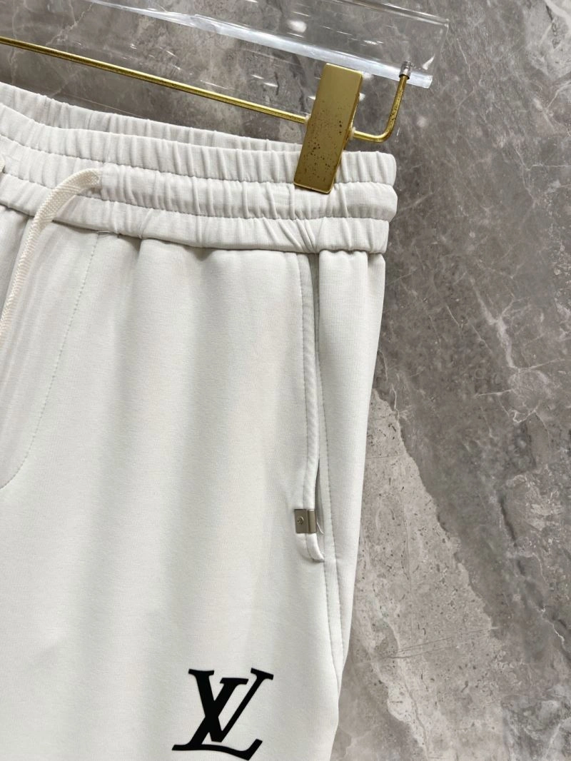 Fashionable Louis Vuitton Long Pants 135008