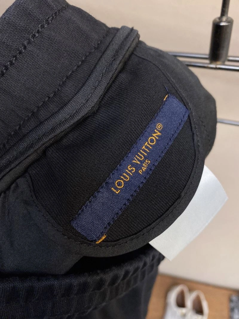 Louis Vuitton Long Pants Breathable 134963