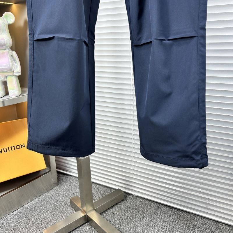 Modern Louis Vuitton Long Pants 134975
