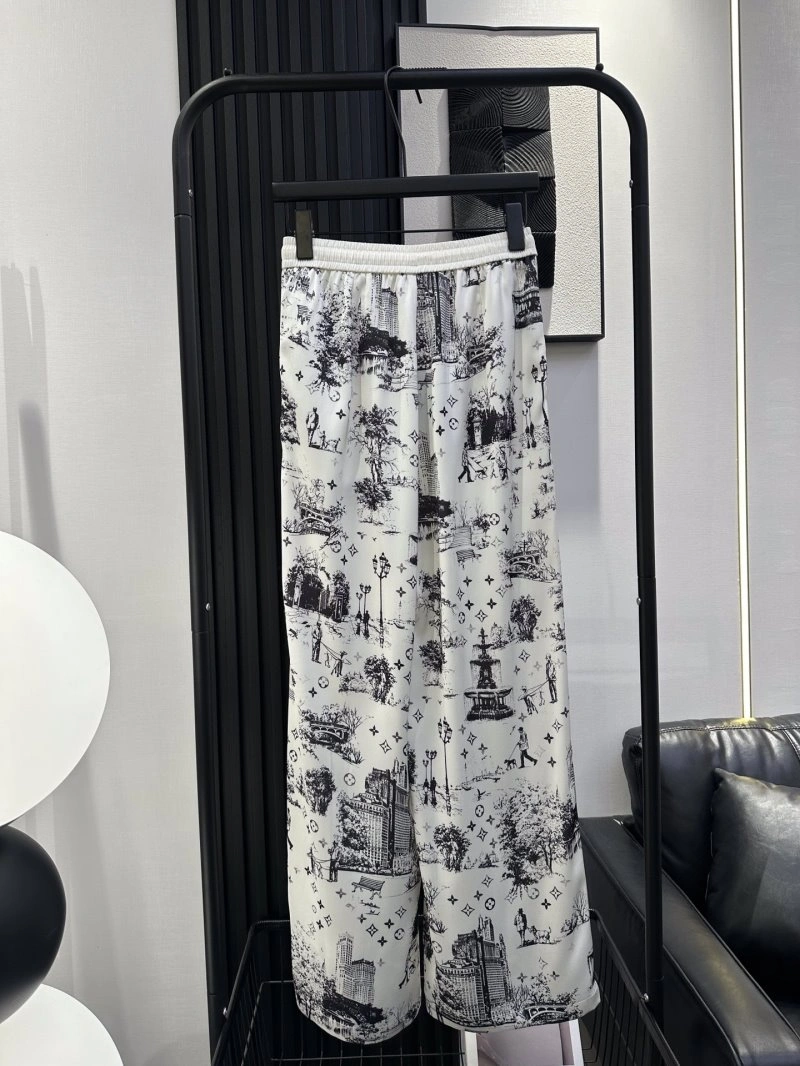 Stretchable Louis Vuitton Long Pants 131398