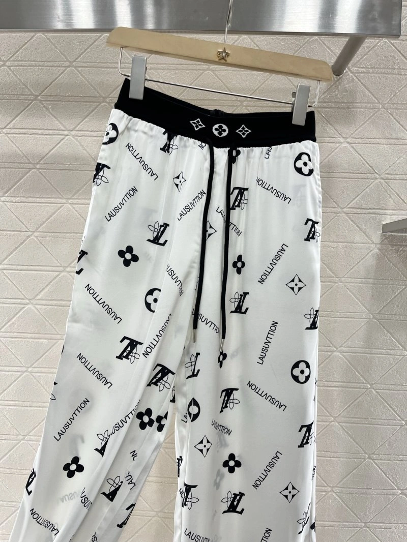 Comfortable Louis Vuitton Long Pants 131427