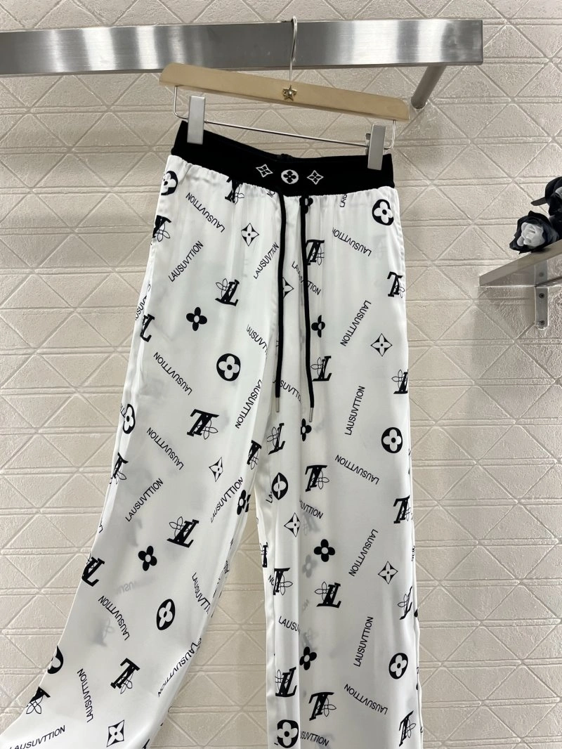 Comfortable Louis Vuitton Long Pants 131427