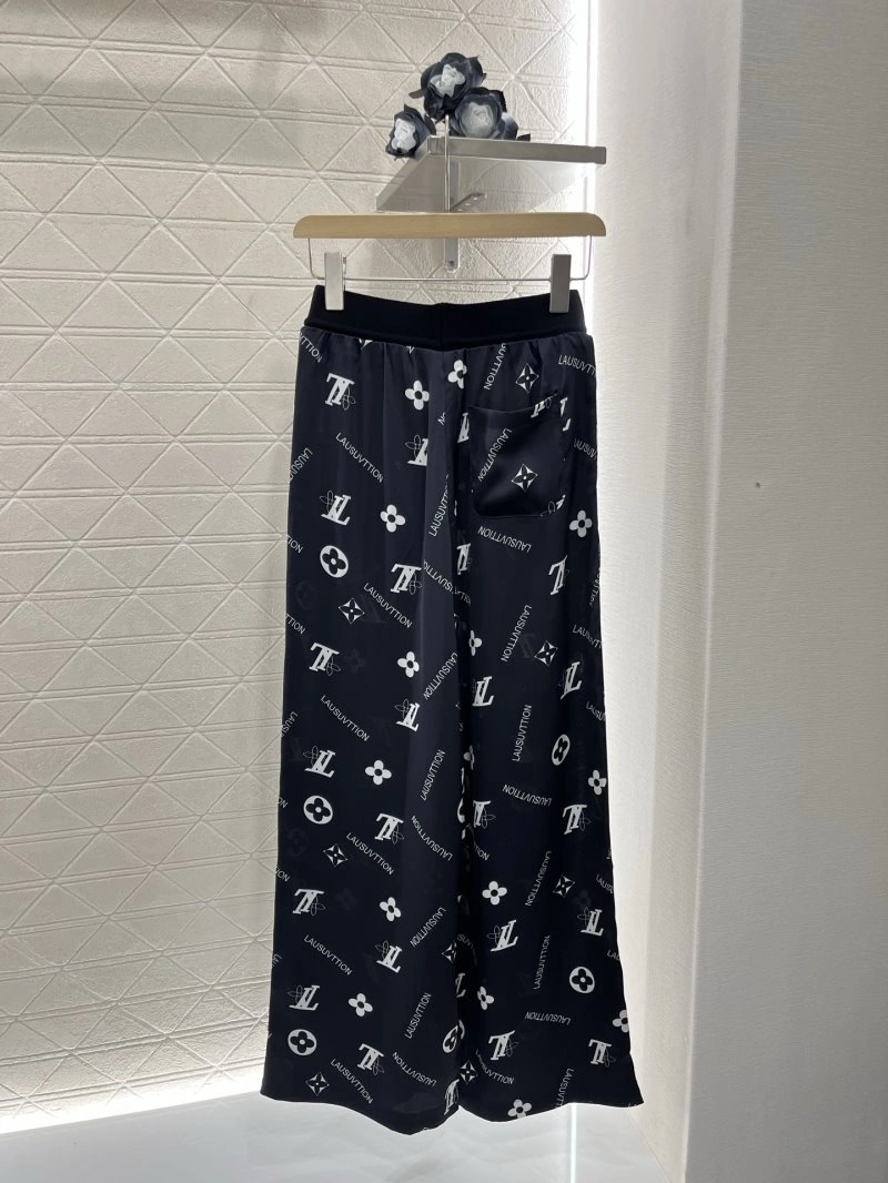 Louis Vuitton Long Pants Durable 131401