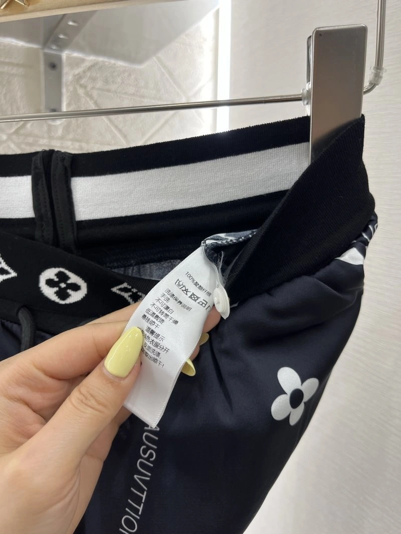 Louis Vuitton Long Pants Durable 131401