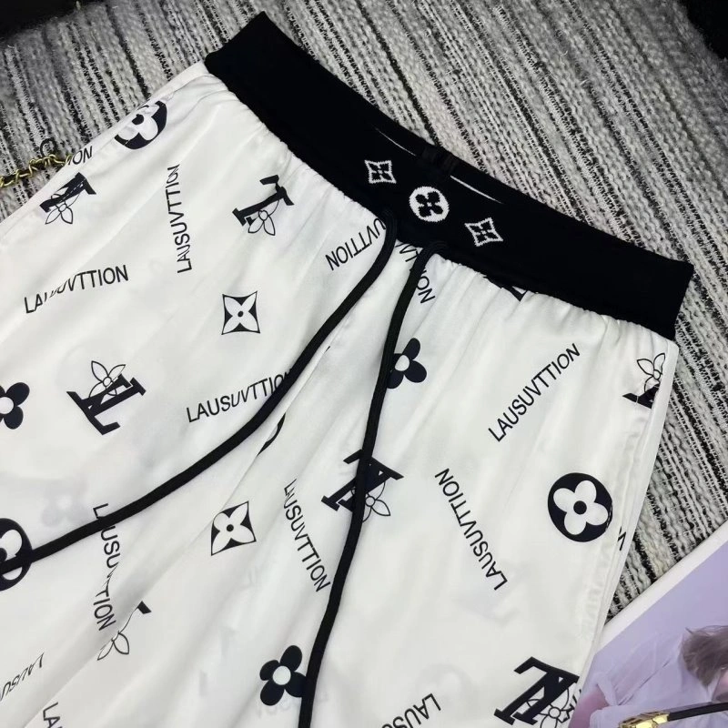 Functional Louis Vuitton Long Pants 131400