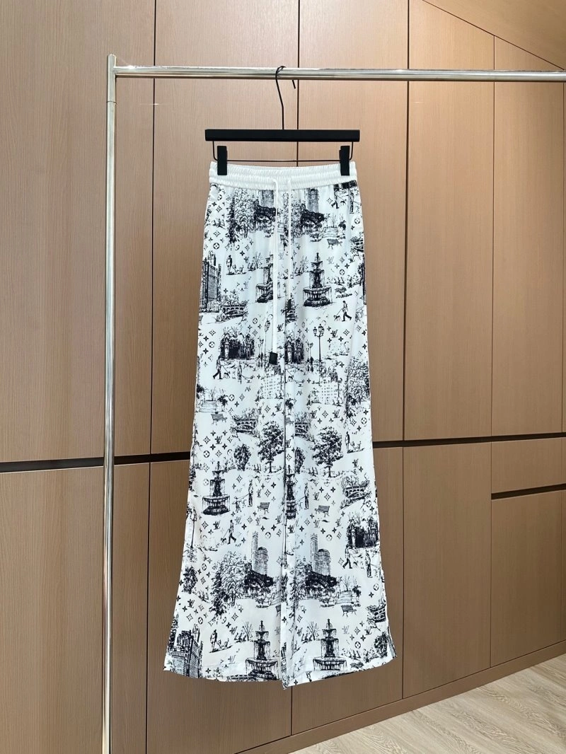 Louis Vuitton Long Pants ModernLook 131396