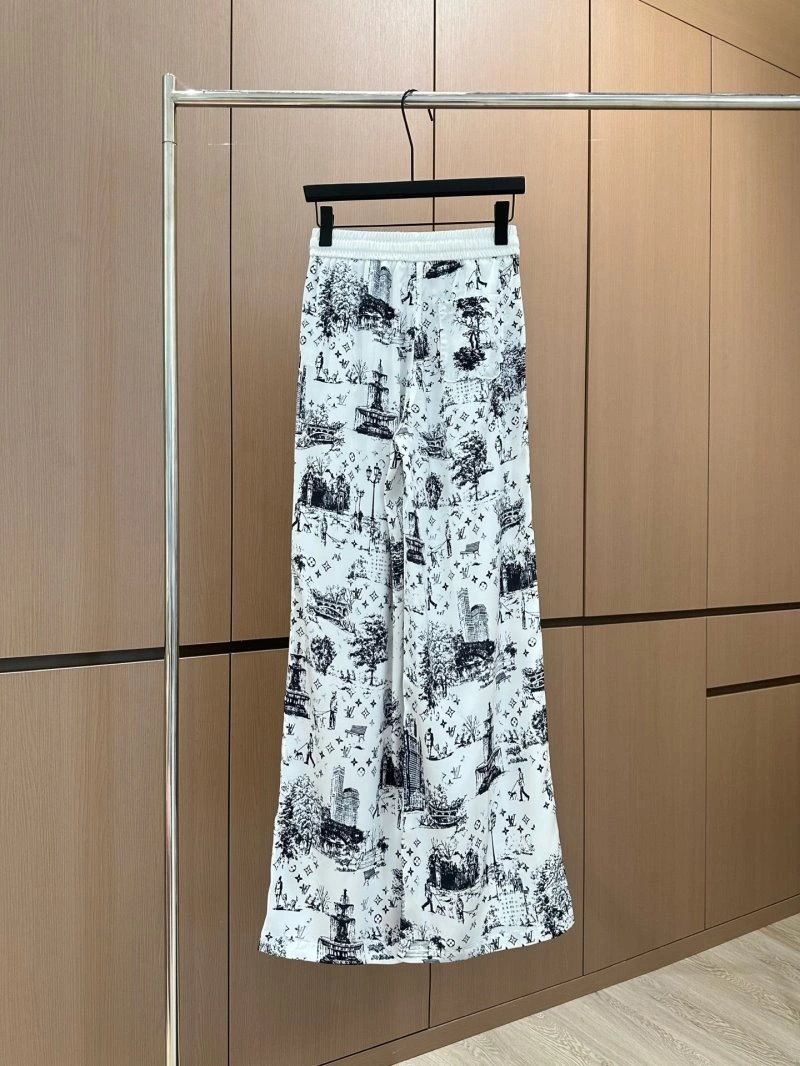 Louis Vuitton Long Pants ModernLook 131396