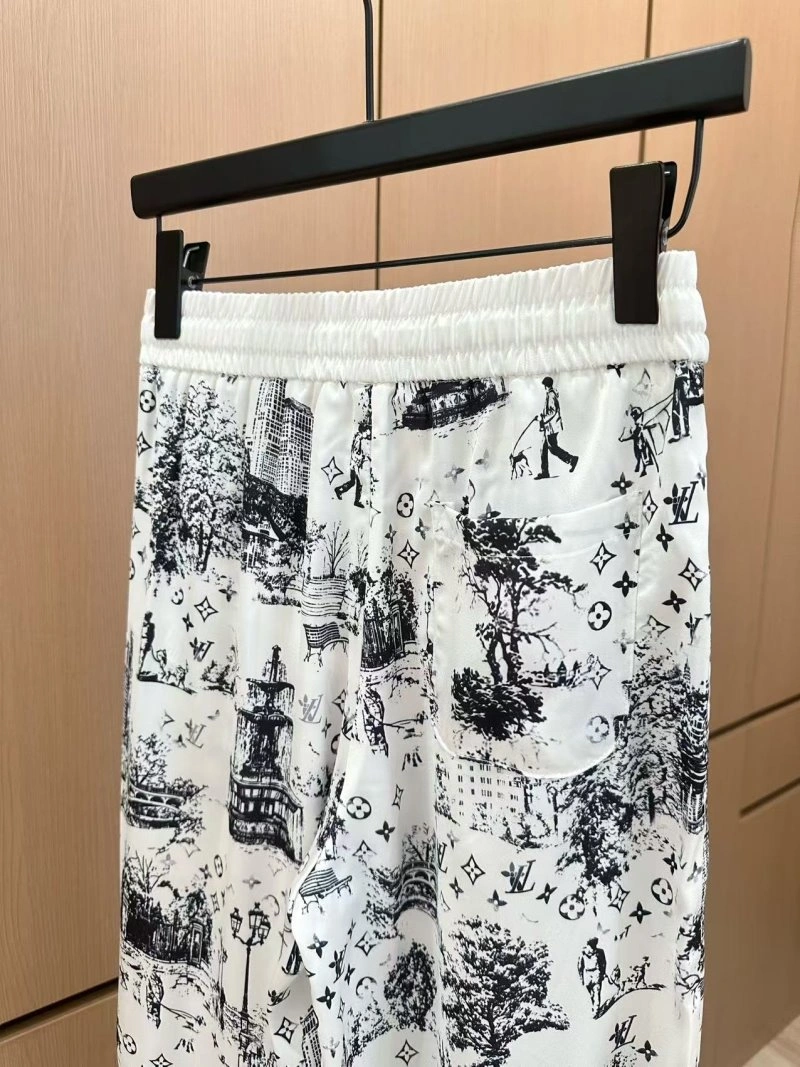 Louis Vuitton Long Pants ModernLook 131396