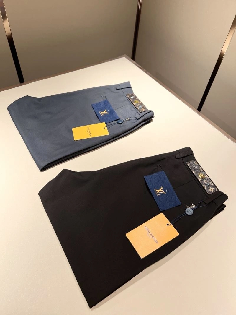 Louis Vuitton Long Pants Flexible 134010