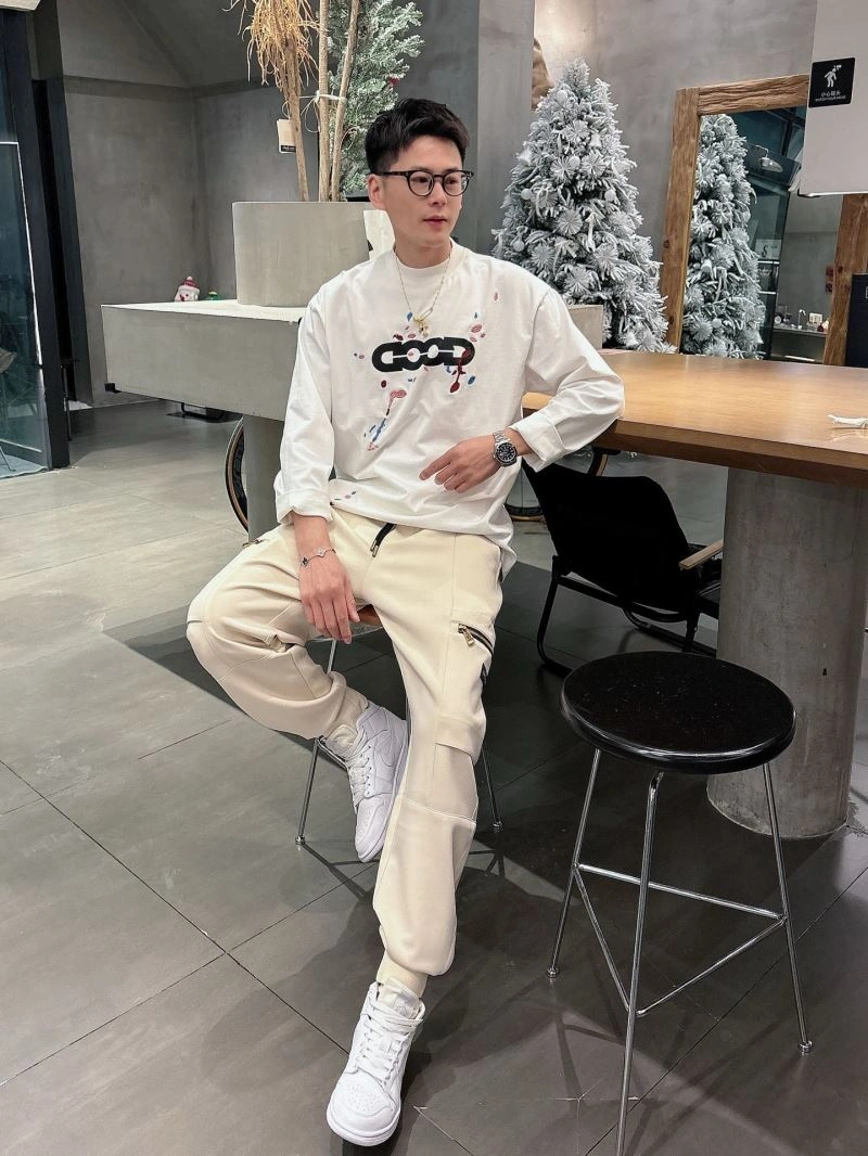 Louis Vuitton Long Pants ZipUp 134036