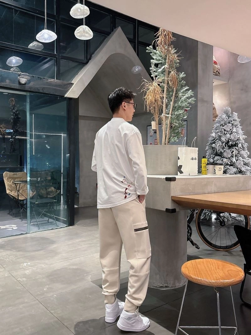 Louis Vuitton Long Pants ZipUp 134036