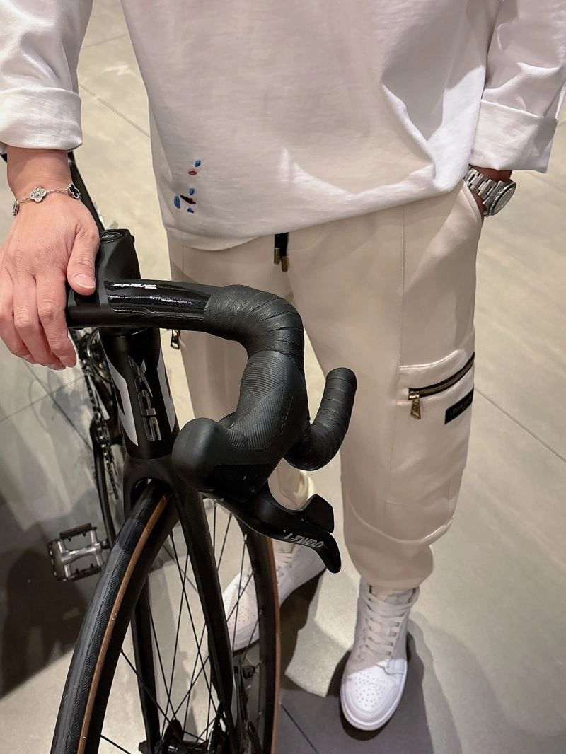Louis Vuitton Long Pants ZipUp 134036