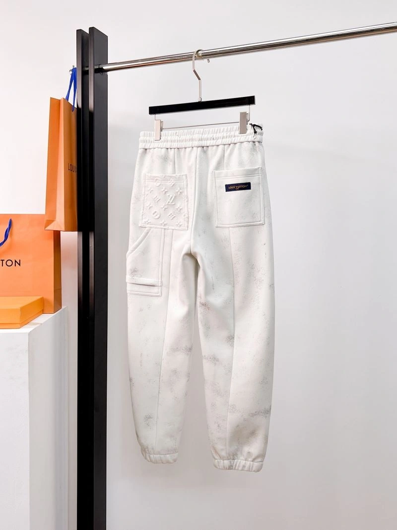 Louis Vuitton Long Pants FashionForward 134006