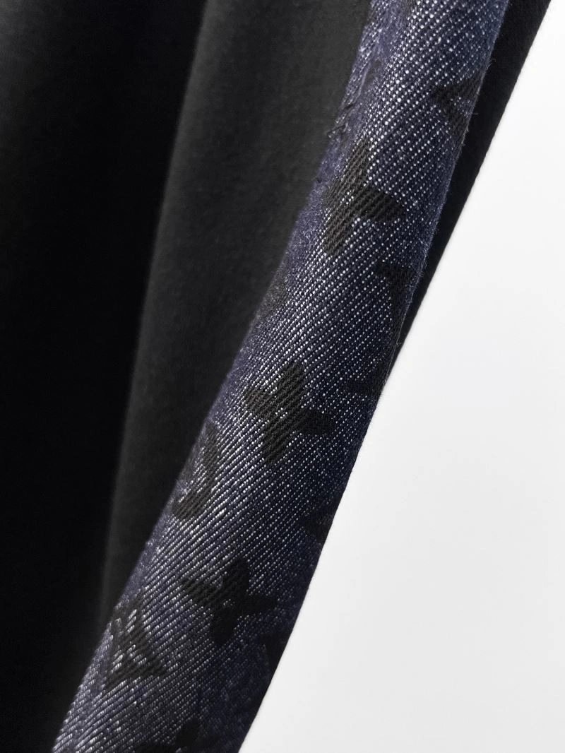 Sustainable Louis Vuitton Long Pants 134025