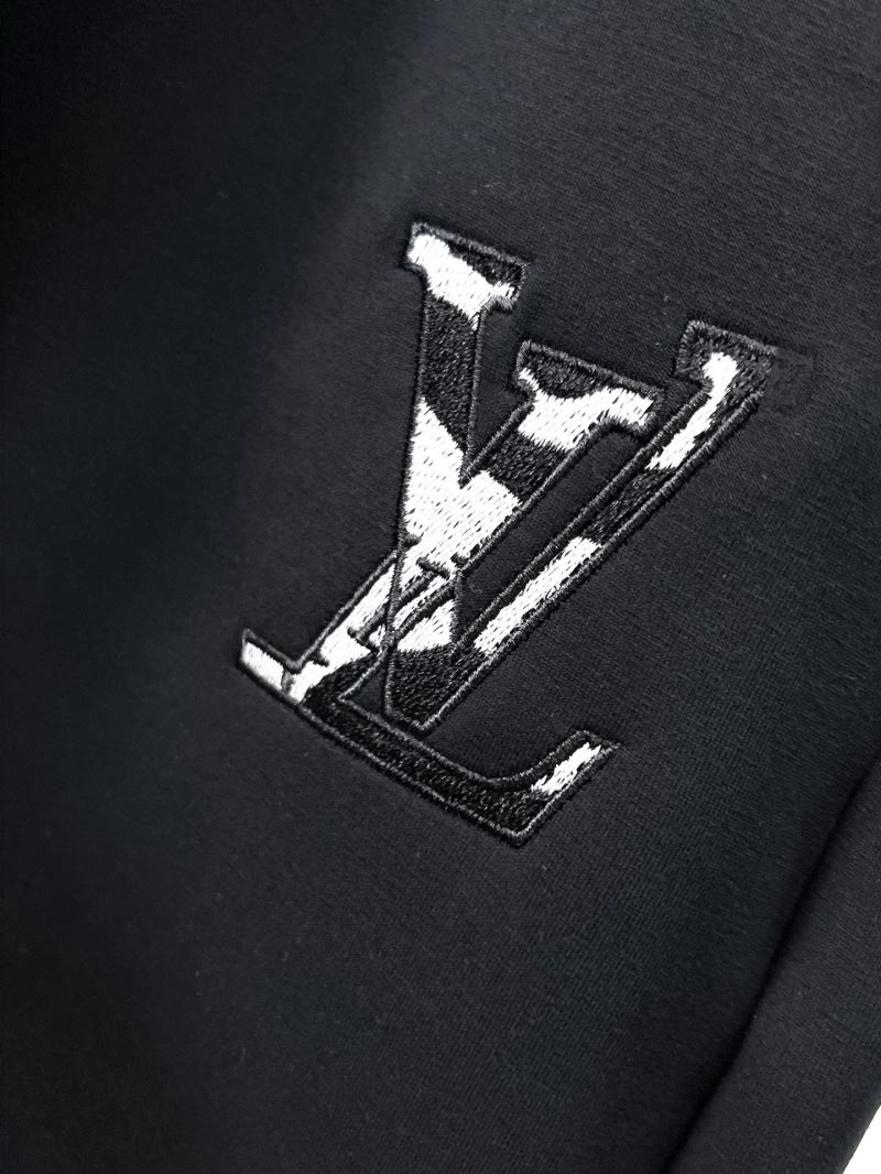 NewStyle Louis Vuitton Long Pants 133980