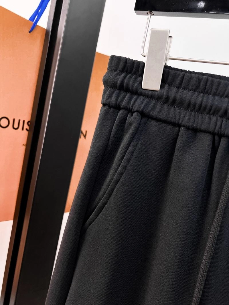 Louis Vuitton Long Pants FashionForward 133987