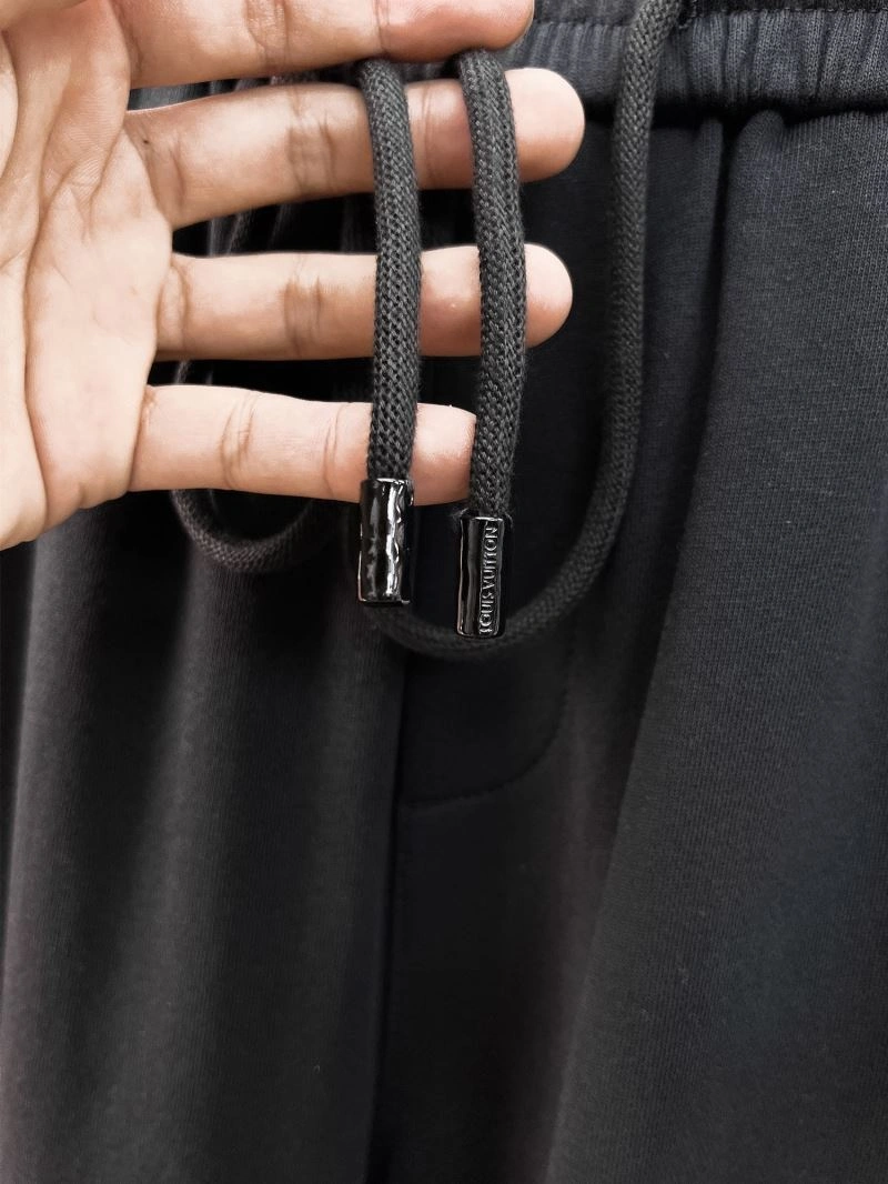 Louis Vuitton Long Pants FashionForward 133987