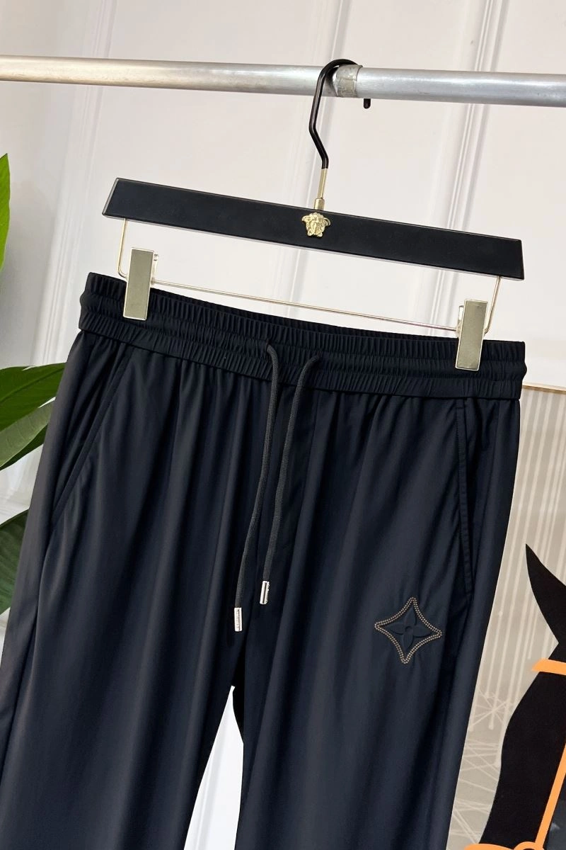 Louis Vuitton Long Pants Classic 133995