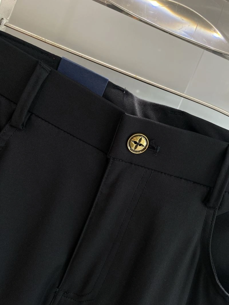 Sustainable Louis Vuitton Long Pants 133996