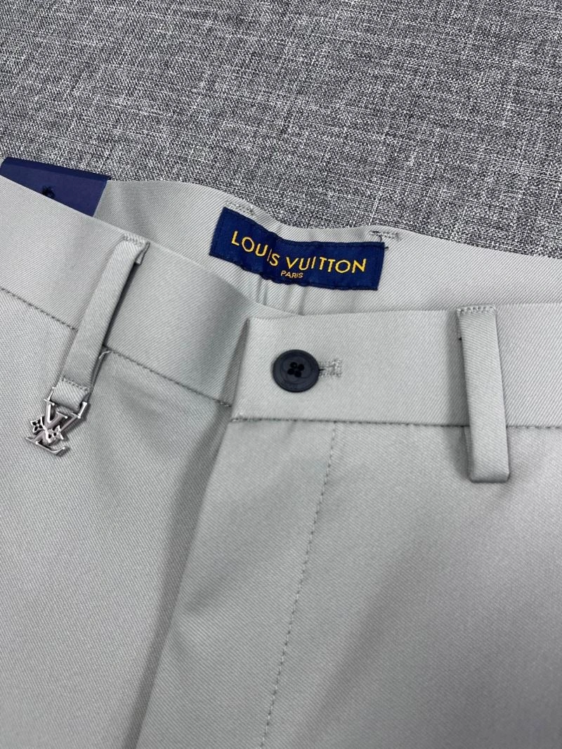 Louis Vuitton Long Pants UrbanChic 133970