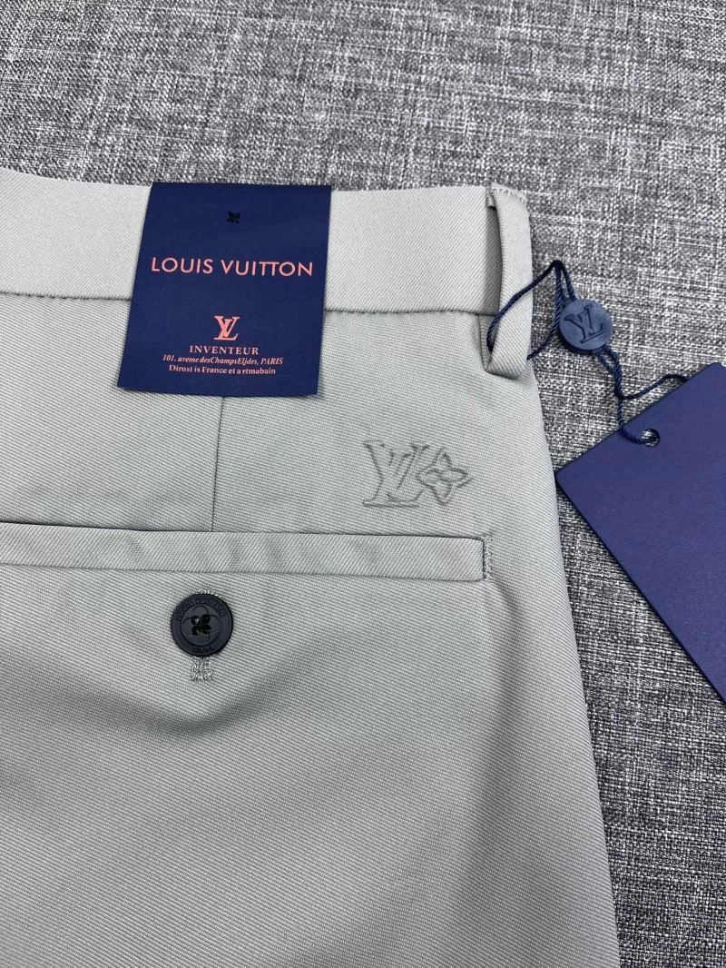 Louis Vuitton Long Pants UrbanChic 133970