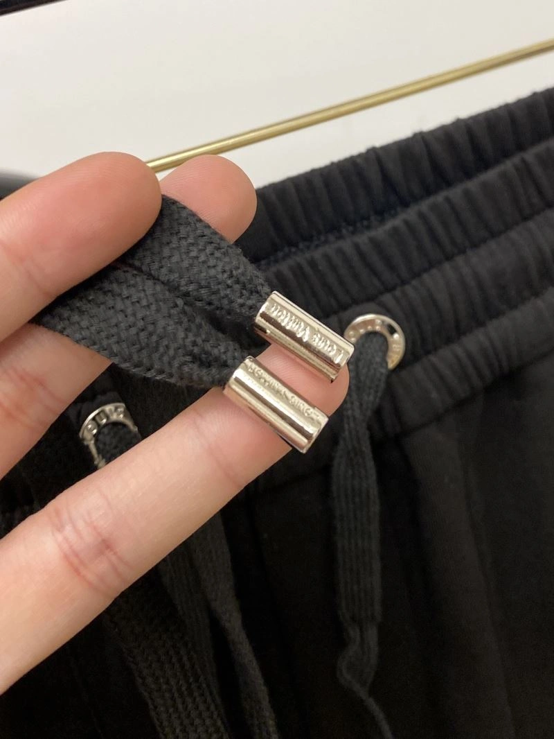 Resilient Louis Vuitton Long Pants 133988