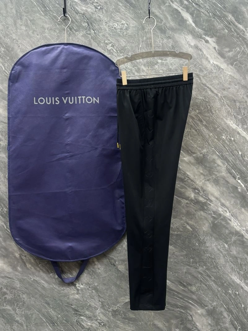 EyeCatching Louis Vuitton Long Pants 133977