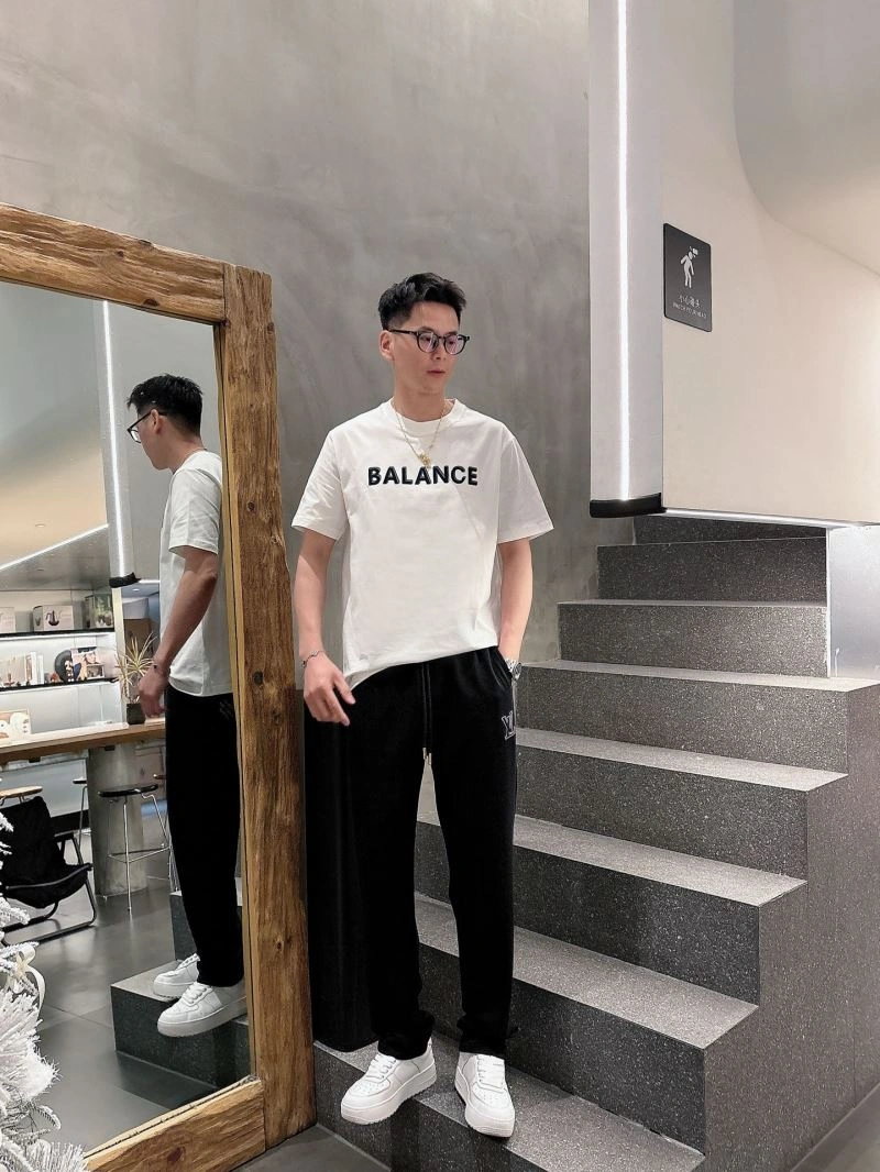 Louis Vuitton Long Pants Breathable 133054