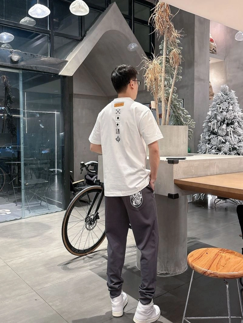 Popular Louis Vuitton Long Pants 133048