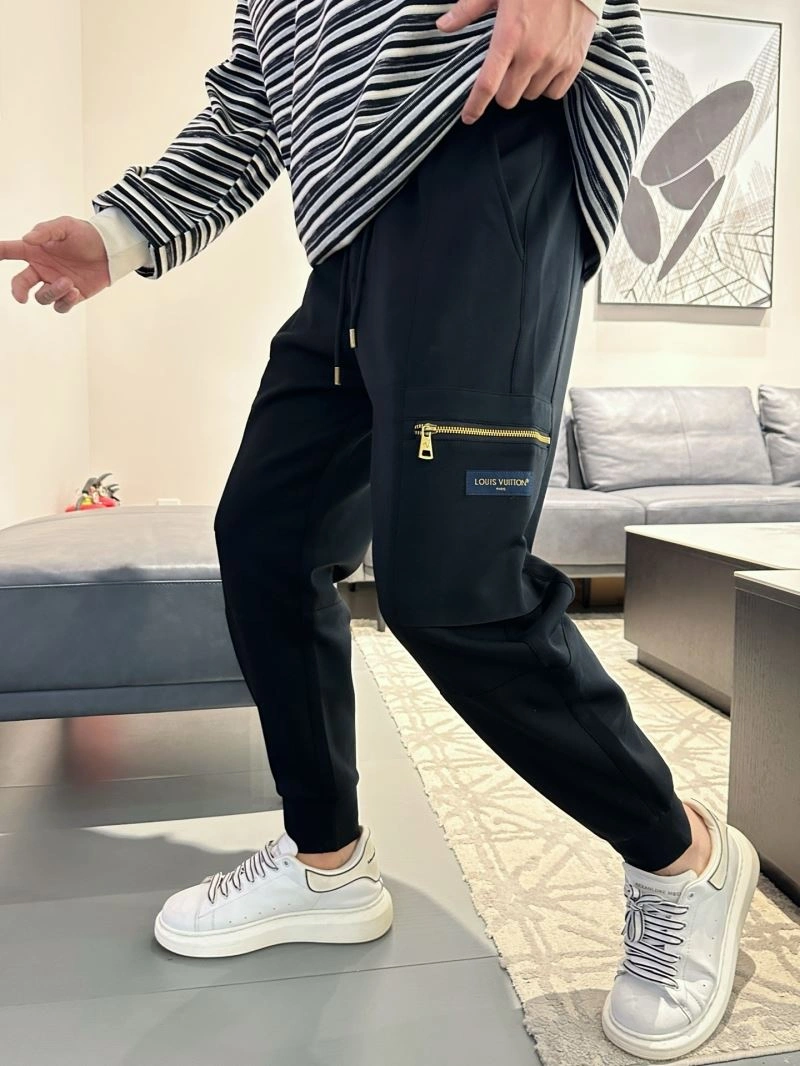 Compact Louis Vuitton Long Pants 133026
