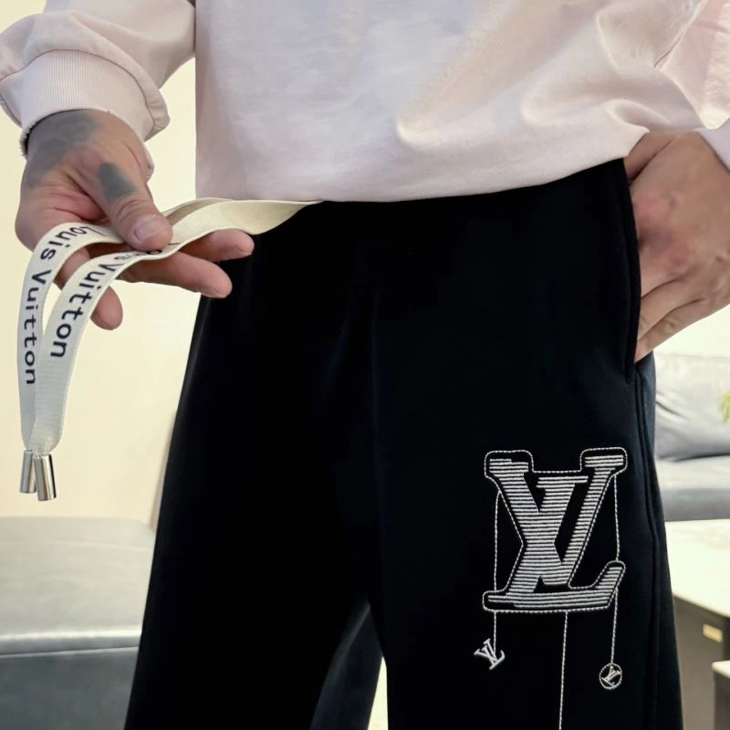 Louis Vuitton Long Pants Compact 133028