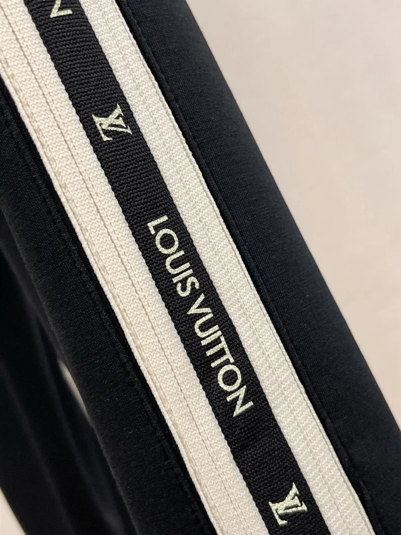 Louis Vuitton Long Pants TravelReady 133027